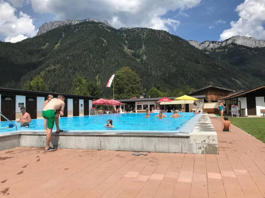 Grubhof Castle Flat For Families Daire Sankt Martin bei Lofer Dış mekan fotoğraf